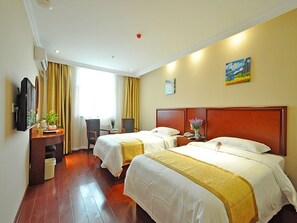 Blackout curtains, iron/ironing board, free WiFi - GreenTree Inn Linyi International Convention Center Express Hotel (Linyi)