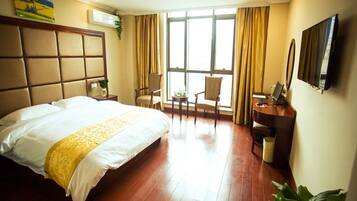 Blackout drapes, iron/ironing board, free WiFi