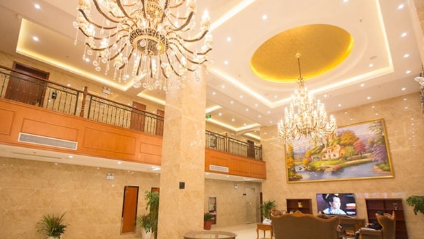 Lobby - GreenTree Inn ChiZhou QingYang County Jiuhua Mountain Rongxing Building Hotel (Chizhou)