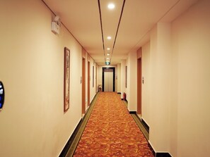 Lorong