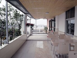 Outdoor dining - GreenTree Inn Beihai HePu County South Huanzhu Road Express Hotel (Beihai)