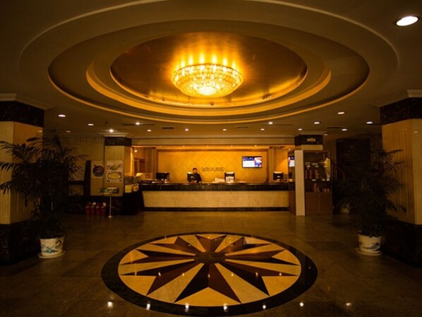 Interior entrance - GreenTree Aliiance Weifang Zhucheng Heping Street Huayang Hotel (Weifang)