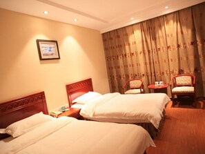 Blackout drapes, iron/ironing board, free WiFi - GreenTree Aliiance Weifang Zhucheng Heping Street Huayang Hotel (Weifang)