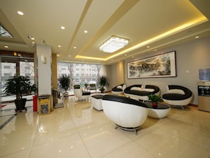 로비 좌석 공간