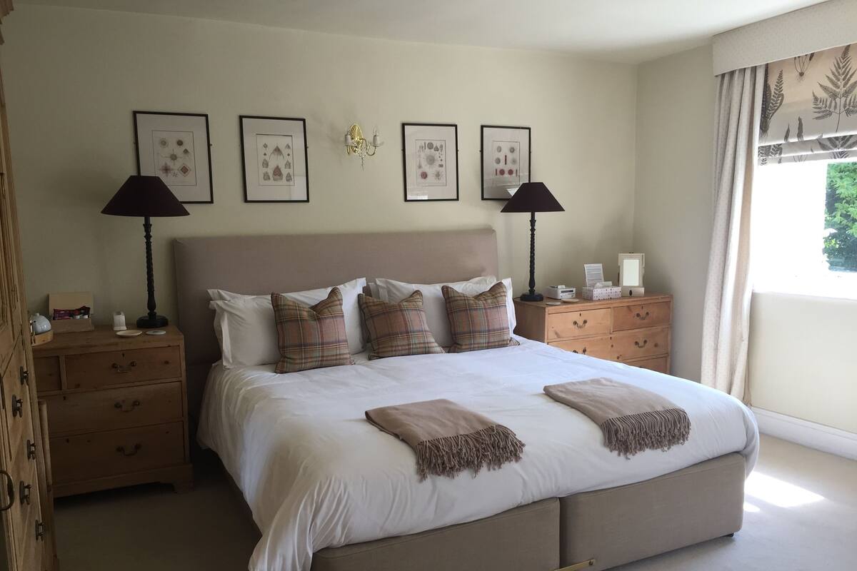 Premium bedding, blackout drapes, iron/ironing board, free WiFi