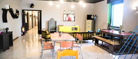 Free daily local cuisine breakfast