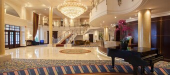 Knightsbrook Courtyard Houses