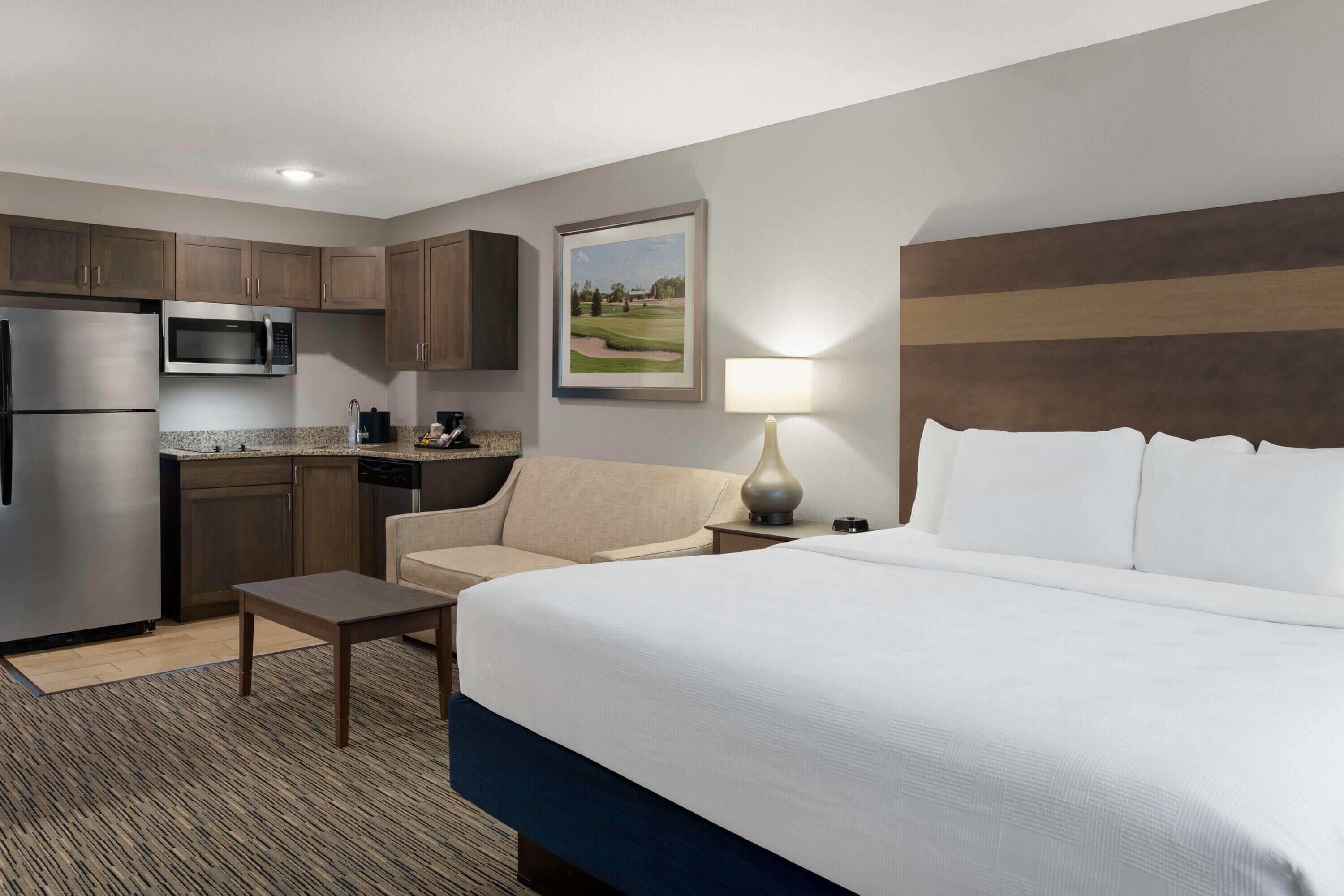 Studio Suite, 1 King Bed, Non Smoking