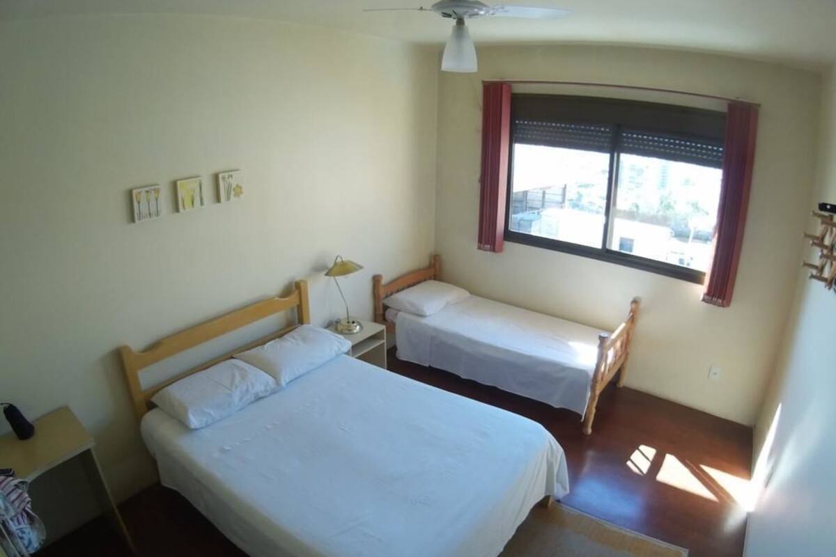 Kamar Triple Standar | Meja kerja dan Wi-Fi gratis