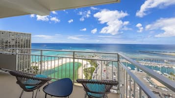 Comfort Room, Multiple Beds, Ocean View, Beachside (24262343) | Balcony