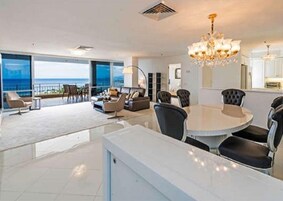 Panoramic Penthouse, 3 Bedrooms, Kitchen, Ocean View (24262602) | Individually decorated, individually furnished, desk, laptop workspace