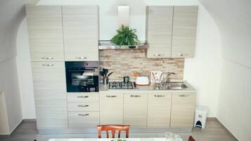 Free buffet breakfast