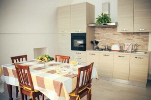 Petit déjeuner buffet compris