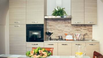 Free buffet breakfast