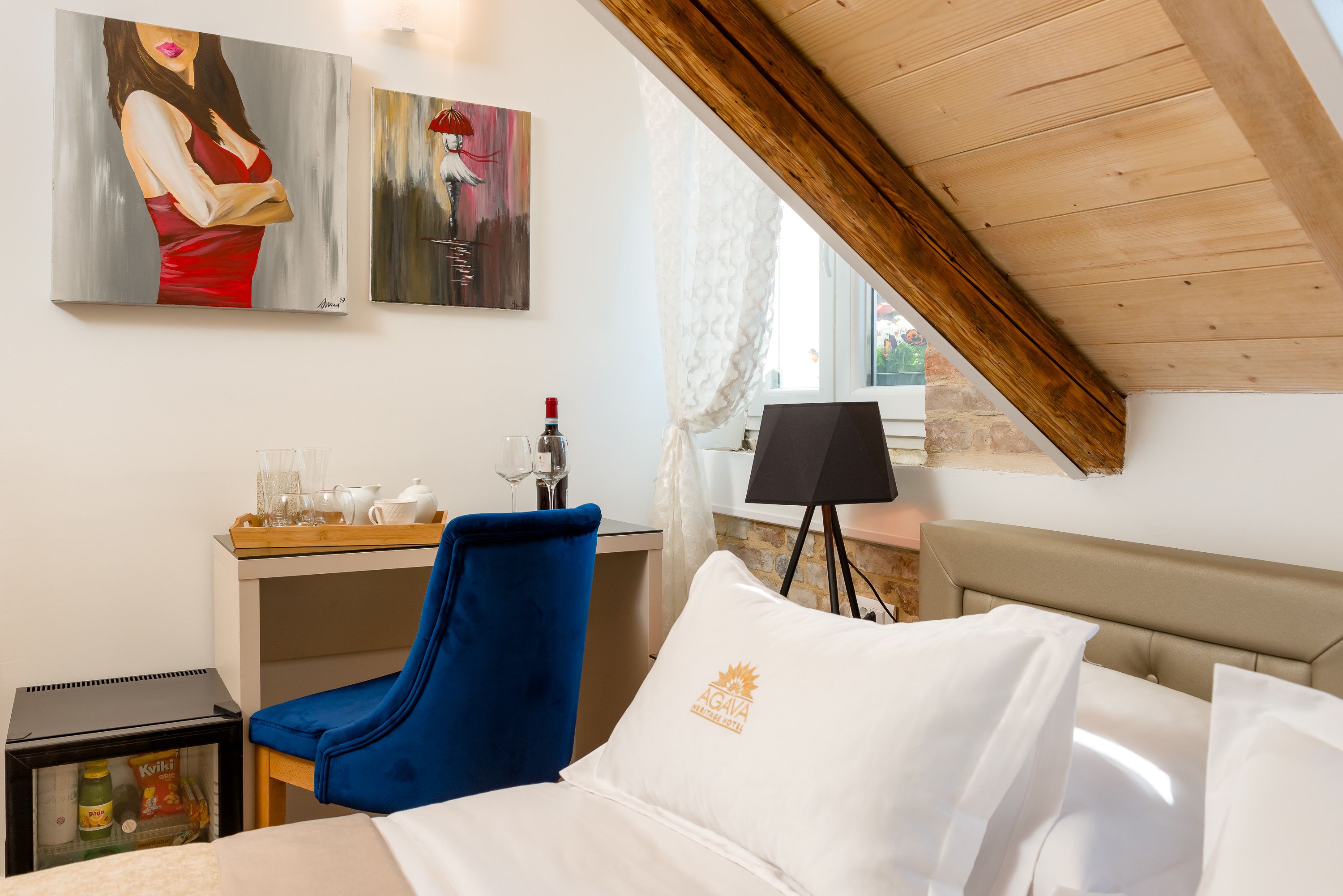 city double room | minibar, in-room safe, desk, soundproofing