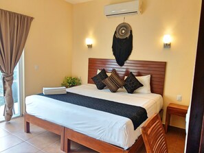 Décoration personnalisée, ameublement personnalisé, bureau