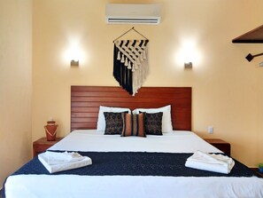 Décoration personnalisée, ameublement personnalisé, bureau