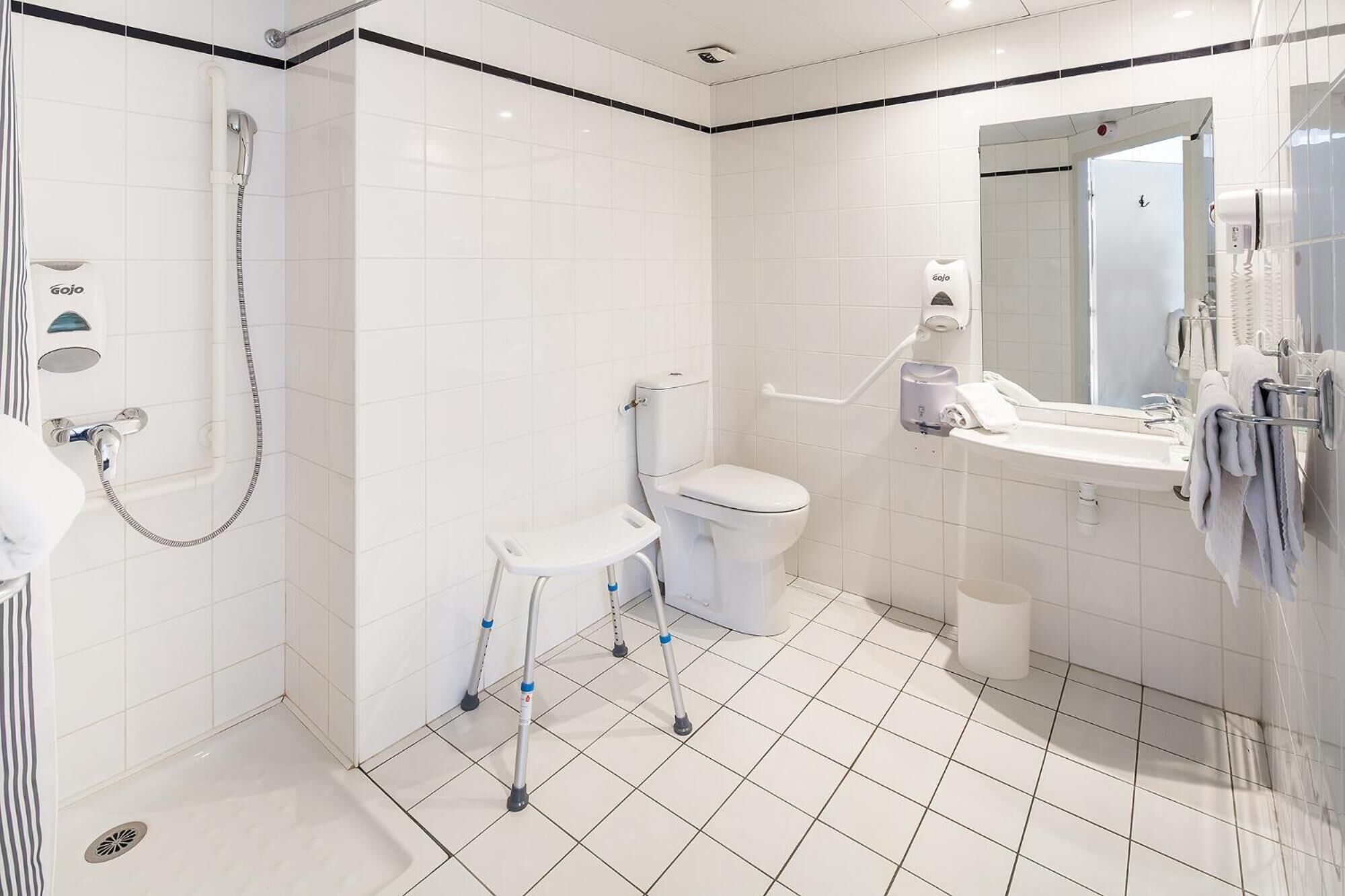 free toiletries, hair dryer, bidet, towels