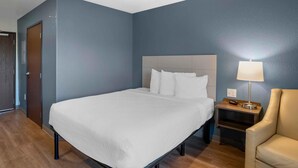 Standard-Studio, 1 Queen-Bett, Nichtraucher, Kühlschrank und Mikrowelle | Schreibtisch, laptopgeeigneter Arbeitsplatz, kostenloses WLAN