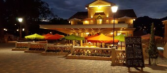 Villa Ana Maria Cuenca