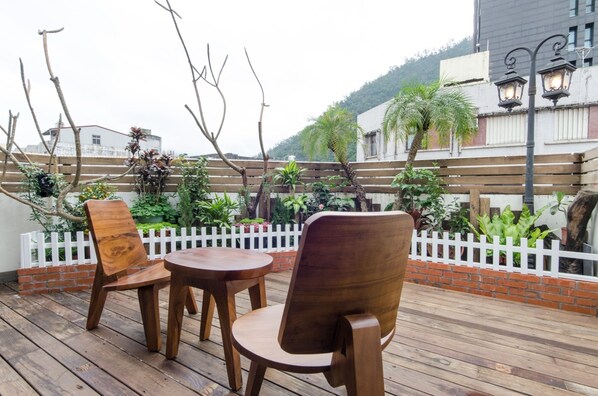 ลานระเบียง/นอกชาน