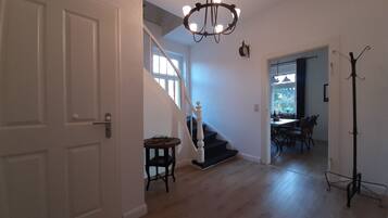 Superior Apartment, Private Bathroom, City View (Typ E - Dachterrasse) | Interior