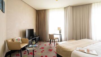 Superior Double Room | City view