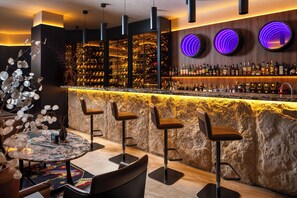 Bar (in der Unterkunft)