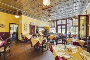 American cuisine - The Oxford Inn (Oxford)