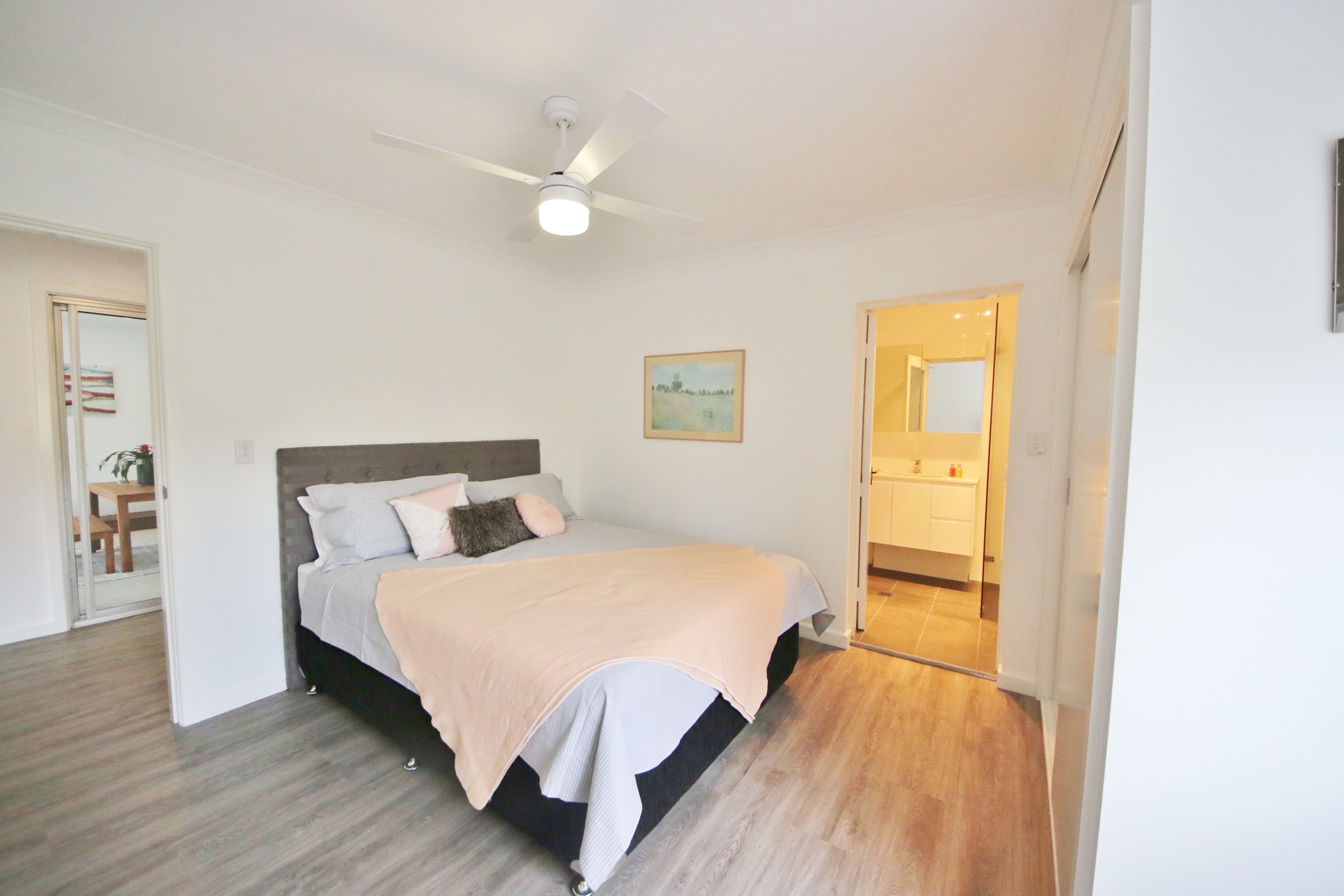 3 bedrooms, iron/ironing board, free WiFi, bed sheets