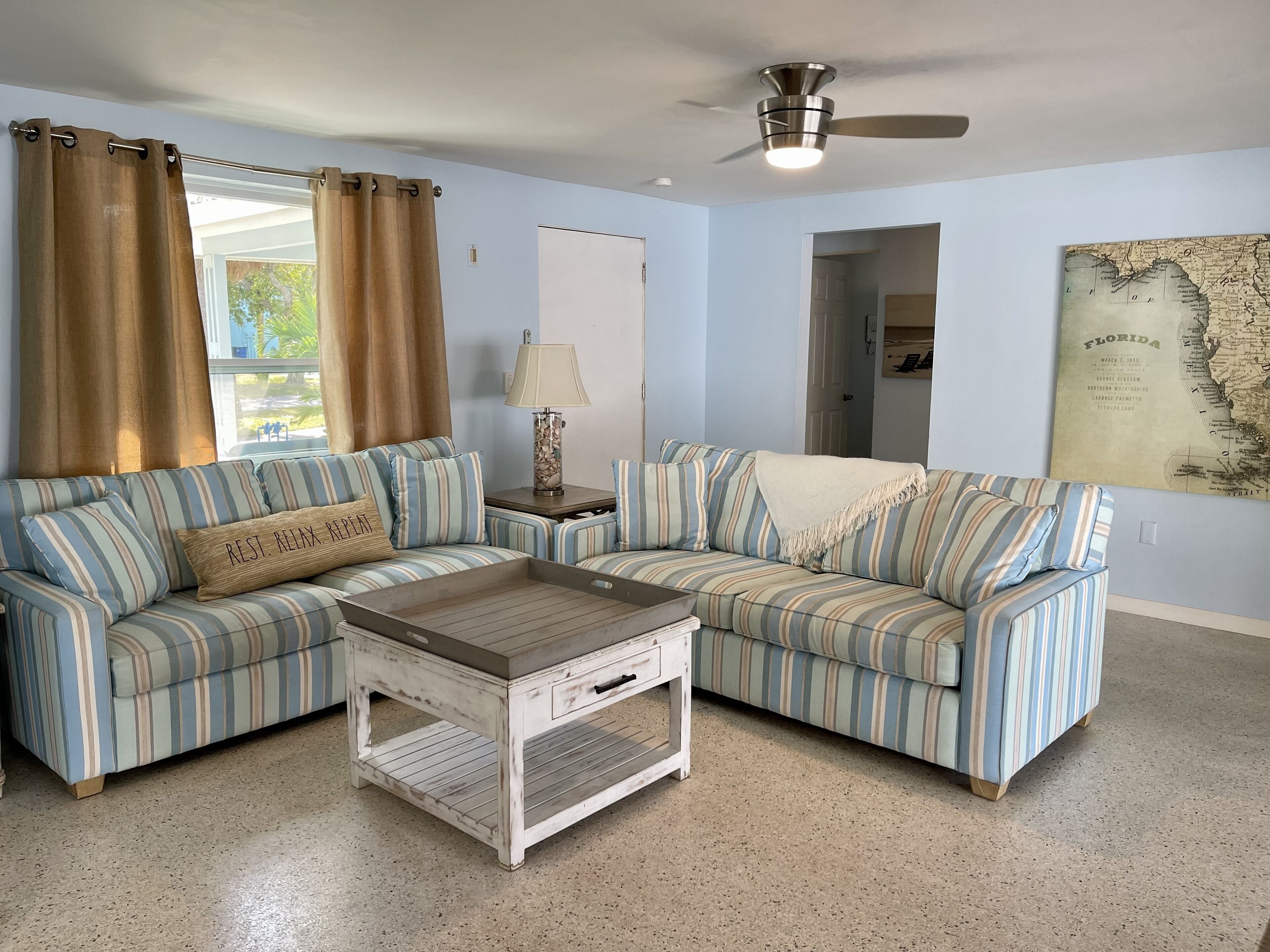 2BR/2BA House Just Steps to Siesta Village & Siesta Key Beach
