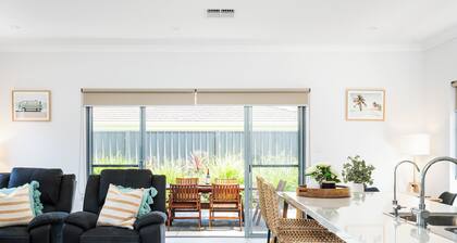 Ella House II - New 3Br 2Bath, Wifi, 2 Living