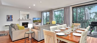 Villa 3br Chianti Villa located within Cypress Lakes Resort