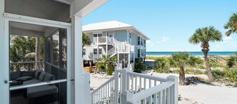Villa with a Breathtaking View of the Gulf Sunsets on Private Resort B1113A