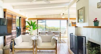 AZURE - BEACH HOUSE SUR LA PLAGE