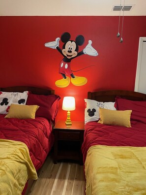5 bedrooms, iron/ironing board, free WiFi, bed sheets