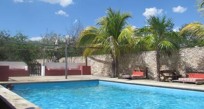 House with Swimming pool, relax area, for Familys & Friends