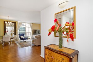 Smart TV, DVD player