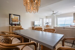 Dining - Sunset Dalite at The Truman Annex in Key West (Key West)