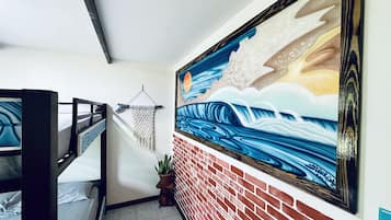 2 quartos, ferros/tábuas de passar roupa, Wi-Fi, roupa de cama