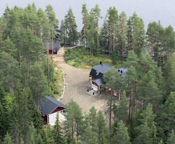 Exterior - Holiday Villa Tuomarniemi by the lake (Outokumpu)
