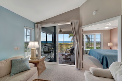Bright and Cheerful Gulf View Villa B3722B