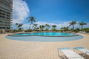 A heated pool - Beachfront 2BR/2BA condo with pool, Wi-Fi, and beach access. (Marco Island)