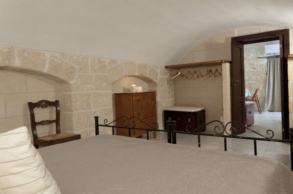 1 bedroom, iron/ironing board, travel cot, free WiFi - Holiday Apartment for 4 people in Monopoli (Monopoli)