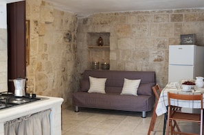 Smart TV - Holiday Apartment for 4 people in Monopoli (Monopoli)