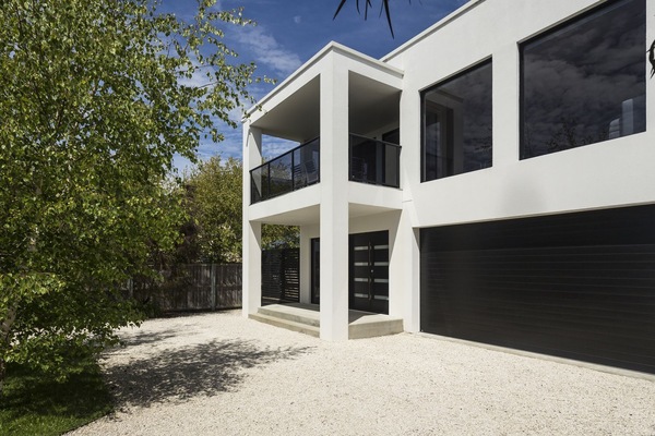 Welcome to Pearl Hawley Beach