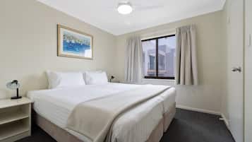 2 slaapkamers, een strijkplank/strijkijzer, gratis wifi, beddengoed