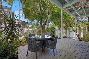 Outdoor dining - SHADY NOOK at The Truman Annex in Key West (Key West)