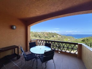 Outdoor dining - Holiday rental semidetached with swimming pool in Begur, Centre (Begur)