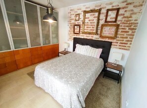 1 bedroom, Internet, bed sheets